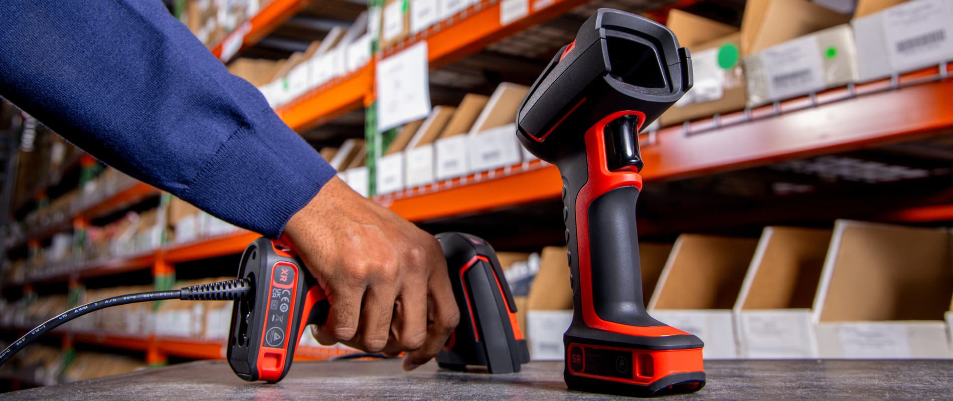 Honeywell Granit Ultra 2100i Barcode Scanner in use (2100IXR-3SERE)
